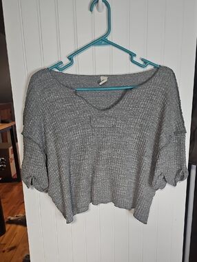 Gray Ribbed Short Sleeve Crop Top
